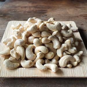 Venta Caliente de Nuez de Anacardo Blanca de África, Grado W450, Fresca, Orgánica, 100% Natural, con Envasado al Vacío para Procesamiento de Alimentos - Product Image 6