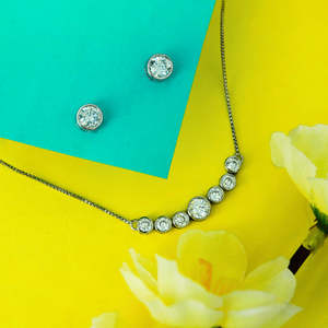 Zarkan – Collier classique en argent 925 plaqué or 14 carats avec diamants circulaires et perles de zircon, idéal pour mariage ou cadeau - Product Image 1