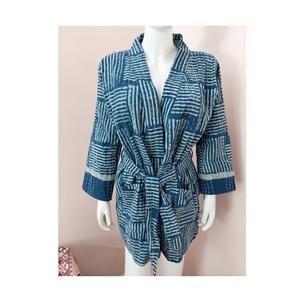 เสื้อแจ็กเก็ต Kantha ผ้าฝ้ายพิมพ์ลายสำหรับผู้หญิงชุดกิโมโนความยาว MIDI ผ้าฝ้าย100% เอวธรรมชาติ - Product Image 1