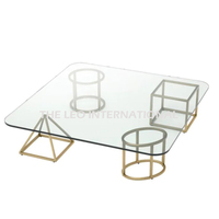 Métal Gardini finition laiton vintage belle texture rugueuse table basse 30X30X12 pouces Meubles design Tables de style Dubaï
