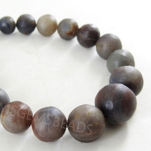 Perle ronde saphir lisse mat poli bleu pierre lâche pour la fabrication de bijoux naturels multicolores - Product Image 5