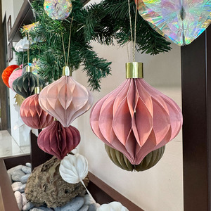 High Quality Colorful 3D Paper <b>Bauble</b> Honeycomb for Party Decorations - Product Image 2