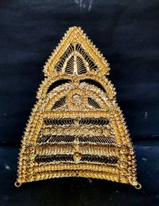 Couronne de vente en gros avec couronne faite à la main traditionnelle plaquée or 22CT à vendre par les exportateurs indiens - Product Image 3