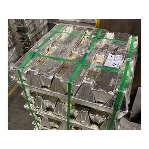 Lingots d'aluminium avec répartition uniforme du poids et surfaces lisses pour une refusion optimisée et une utilisation industrielle - Product Image 4