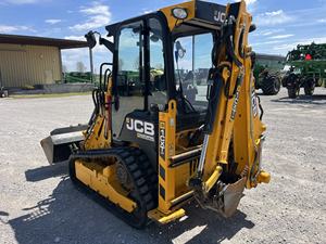 รถตักล้อยาง JCB 1CX ขนาดเล็ก ขับเคลื่อนด้วยดีเซล มือสอง/ใหม่ พร้อมหัวตักด้านหน้าและหัวขุดด้านหลัง สำหรับงานก่อสร้าง ระบบขับเคลื่อน 4 ล้อ - Product Image 3
