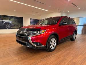 MITSUBISHI OUTLANDER SE S-AWC 2020 d'occasion, conduite à gauche/droite - Product Image 3