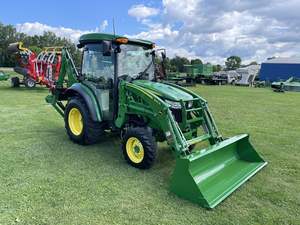 Tracteur à chenilles JohnN 3039R 2023 avec chargeur arrière 60HP, transmission et pompe - Product Image 5