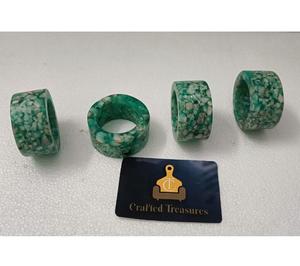 Anneau de serviette tendance avec pierre et résine époxy, design personnalisé pour vaisselle, porte-serviettes de mariage au meilleur prix - Product Image 1