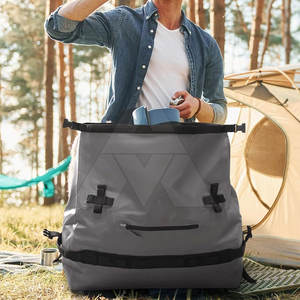 Sacs de sport imperméables Offre Spéciale fabriqués au Pakistan Sacs de sport imperméables unisexes avec logo personnalisé - Product Image 6