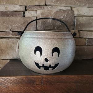 Lanterne décorative moderne en aluminium, pot à bougie citrouille pour Halloween, lanterne rustique en métal, décoration de jardin de ferme - Product Image 1