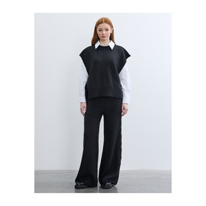 เสื้อสเวตเตอร์ผูกข้างแขนกุดสีดำสำหรับผู้หญิงป้องกันการเป็นขุย - Product Image 4