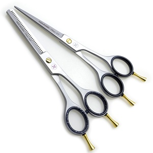 กรรไกรซอยผมมืออาชีพ ขนาด 5.5 นิ้ว สีน้ำเงินเคลือบพลาสมา สแตนเลส สำหรับร้านเสริมสวย ด้ามจับขนาดกลาง สำหรับคนถนัดขวา - Product Image 5