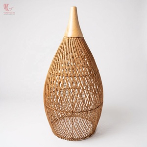 Abat-jour en rotin tissé en forme de cône, style bohème, couverture de lampe écologique, artisanat fait main, décoration extérieure - Product Image 1