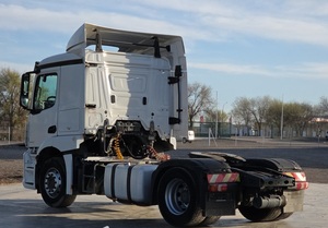 ¡EN OFERTA! Camión Tractor Actros1843 Usado de 2017, 4X2 ClassicSpace, para Trabajo Pesado - Product Image 6