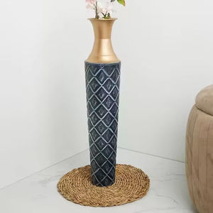 Jarrón de suelo de Metal largo con acabado azul antiguo, elegante centro de mesa decorativo alto, sala de estar, pasillo, comedor, áreas de recepción, boda - Product Image 1