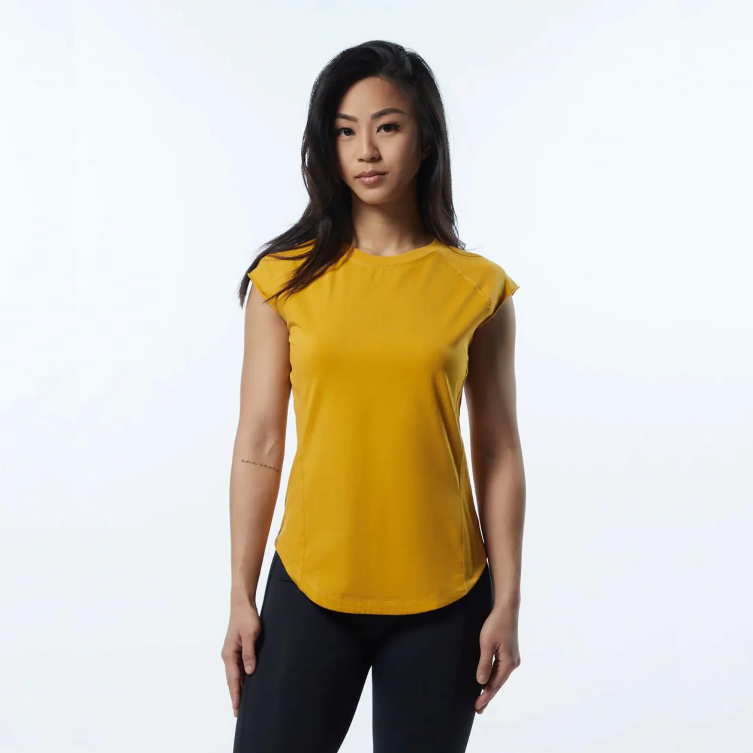 Performance Fit 95% Cotton 5% Spandex Fitted Cap Sleeves Raglan Shaped Crew Neckline Women Exotic Yellow T-Shirts with Scoop Hem