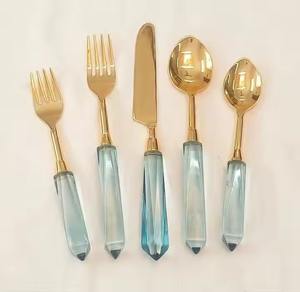 Juego de cubiertos modernos chapados en plata Cubiertos de metal elegantes para mesa de comedor y decoración de cocina - Product Image 2