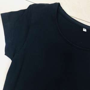 Camisetas Polo Casuales de Algodón 100% al por Mayor para Adolescentes, Camisetas Personalizadas con Logotipo Bordado para Hombre, Camisetas de Talla Grande para Mujer, Camisetas Lisas con Cuello Redondo - Product Image 2