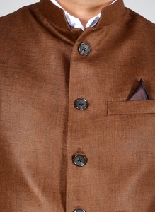 Gilet pour homme sur mesure de qualité export, couleur café, pour mariages, fêtes, tenue professionnelle et marché d'exportation, à vendre - Product Image 3