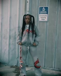 Chándal de invierno de alta calidad para hombre, conjunto de 2 piezas con cremallera, joggers holgados, trajes sostenibles, características bordadas transpirables - Product Image 3