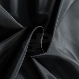 Gilet matelassé pour homme, élégant, isolé, sans manches, pour l'hiver, streetwear et voyage - Product Image 5