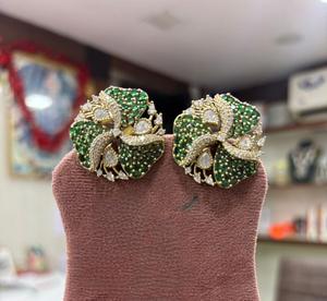 Fashionable Best Quality Gold Plated Modern Look Kundan <b>Tops</b> Earrings Wedding Party Wear Collections For <b>Women</b> And Girls - Product Image 1