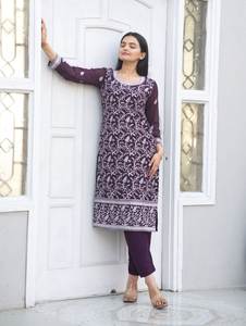Conjunto de traje de mujer de diseñador de ropa india y pakistaní con trabajo bordado pesado Conjunto de traje bordado elegante - Product Image 3