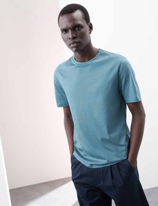 เสื้อยืดทันสมัยใส่สบายสำหรับผู้ชายเครื่องแต่งกายแนวสตรีทสำหรับใส่ไปพักผ่อนในยิม - Product Image 2