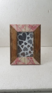 อัลบั้มตกแต่งคริสต์มาสและอุปกรณ์ตกแต่งบ้านเรซินฝังขอบกระดูกสีเขียวและสีขาวกรอบรูปไม้สักปรับแต่งได้ - Product Image 2