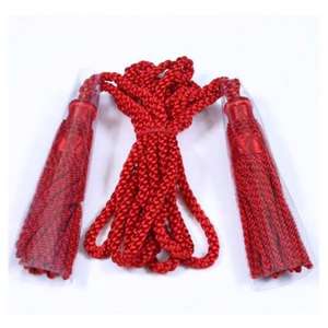 Ceci est un jeu de cordes de drônes de cornemuse multicolores en « soie » (rayonne) avec pompon - Product Image 5