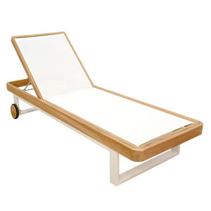 Chaise longue en bois de teck, mobilier d'extérieur - Product Image 5
