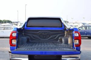 Camioneta Toyota Hilux de Doble Cabina, 2.8L, Tracción en las Cuatro Ruedas, Automática, Diésel, Volante a la Derecha - Product Image 6