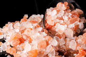 Talla de sal rosa del Himalaya de alta calidad de Vietnam, suministro natural a granel para decoración de terapia de cocina y artículos de regalo - Product Image 3