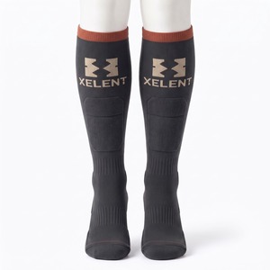 Maßgefertigte Merino-Mischgewebe Over-the-Calf Skisocken (Paar) 320GSM OEM Großhandel - Product Image 1