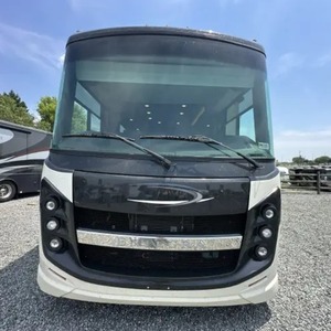 Autocaravana E-N-T-E-G-R-A RV C-O-A-C-H VISION 27A modelo 2022, USADA EN BUEN ESTADO, lista para la venta. - Product Image 1