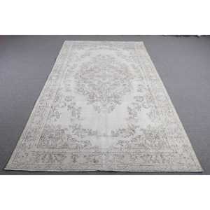 พรมตุรกี ขนาด 5.6x9.7 ฟุต พรมลายจุดสีขาว ทำจากขนสัตว์ - Product Image 1
