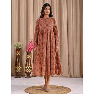 Vestido Anarkali de algodón rojo estampado a mano, estilo pakistaní, traje indio Lehenga Choli Salwar Choli, hecho de georgette. - Product Image 4