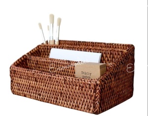 Cesta Organizadora de Mimbre Natural Moderna Multifuncional para Escritorio, Sala de Estar, con Compartimentos para Papel y Otros Artículos - Product Image 6
