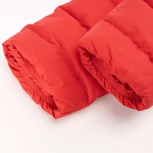 แจ็คเก็ตวาร์ซิตี้ทรงครอปแบบสั้นสำหรับผู้หญิง ดีไซน์ทันสมัย ผ้าควิลท์ ระบายอากาศได้ดี ผ้าเดนิมคุณภาพสูง ผ้าฝ้ายอย่างดี เหมาะสำหรับฤดูใบไม้ร่วงและฤดูหนาว ขายส่ง - Product Image 3