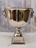 Seau à vin et à glace carré en aluminium argenté, durable et facile à nettoyer, en forme de trophée, pour fêtes et clubs, en gros, d'Inde