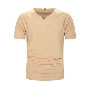 Conjunto de Camiseta y Pantalones Cortos de Verano para Hombre, Estilo Casual, Transpirable, Diseño Sólido para Uso Diario, Hecho de Algodón Cómodo - Product Image 4