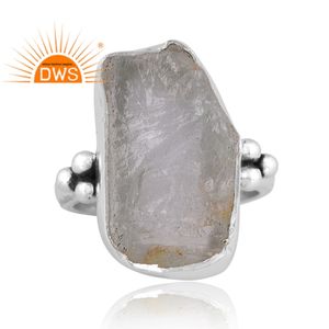 แหวนพลอยอะความารีนแบบหยาบธรรมชาติทำจากเงินสเตอร์ลิงออกซิไดซ์ - Product Image 3