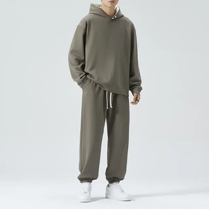 Survêtement en coton épais de luxe unisexe, logo personnalisé brodé, pantalon de survêtement d'hiver pour hommes - Product Image 3