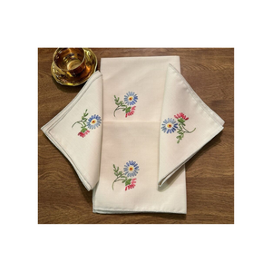 Tendance Golf Table Style 100% Coton Floral Blanc Brodé Géométrique 20x20 110 GSM Biodégradable quantité minimale de commande 100 Coton Serviettes - Product Image 2