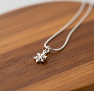 Collar de uso diario de Plata de Ley 925 con colgante de copo de nieve Vermeil, cadena alta y collares finos chapados en rodio, para regalo - Product Image 3