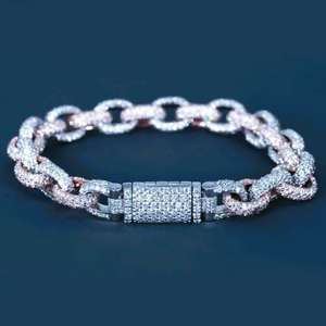 Round Cut Iced Out Moissanite Diamond Cuban Link Bracelet Cadeau pour les bijoux de mode pour hommes 925 Sterling Silver - Product Image 3