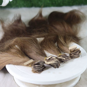 Extensions de cheveux humains indiens 100% Remy pour femmes Double extrémités dessinées Trame unique Volume de longueur parfaite avec une durabilité de brillance naturelle - Product Image 1