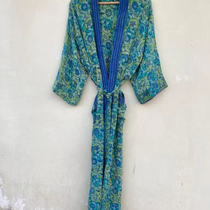 White and Black Crepe <b>Silk</b> <b>Kimono</b> Robe Vintage Hand-Stitched Breathable Soft V-neck for Autumn/Spring/Summer Daily Use - Product Image 1