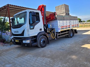 PUMA CRANE Grúa montada en camión hidráulico de 7 toneladas de alto momento de carga de alta calidad para obras de construcción de Turquía - Product Image 4