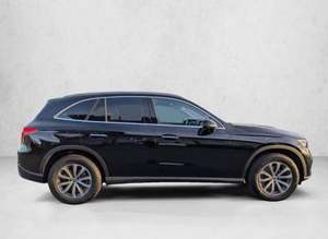 GLC 300 2026, SUV de 4 Puertas (2.0L 4 Cilindros Turbo Gasolina/Híbrido Suave Eléctrico 9A) - Product Image 2